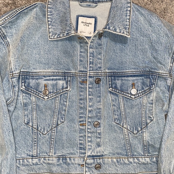Abercrombie jean jacket - Picture 2 of 5